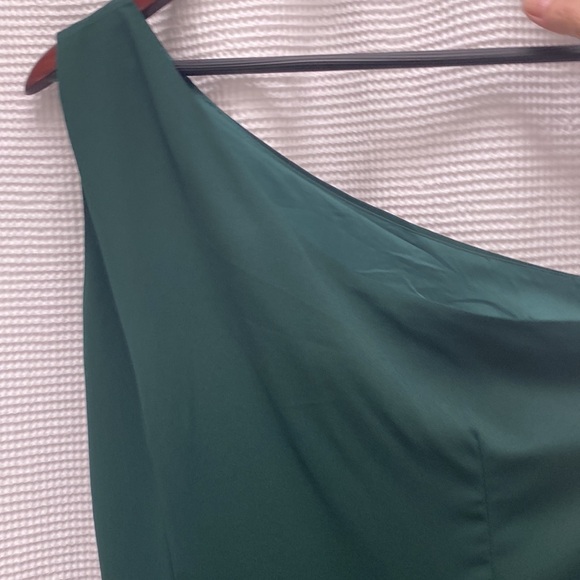 NWT Women’s Nordstrom Rack Alexia Admor Emerald Green Alessi Gown. Size 10. - Picture 10 of 16